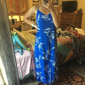 Blue maxi
